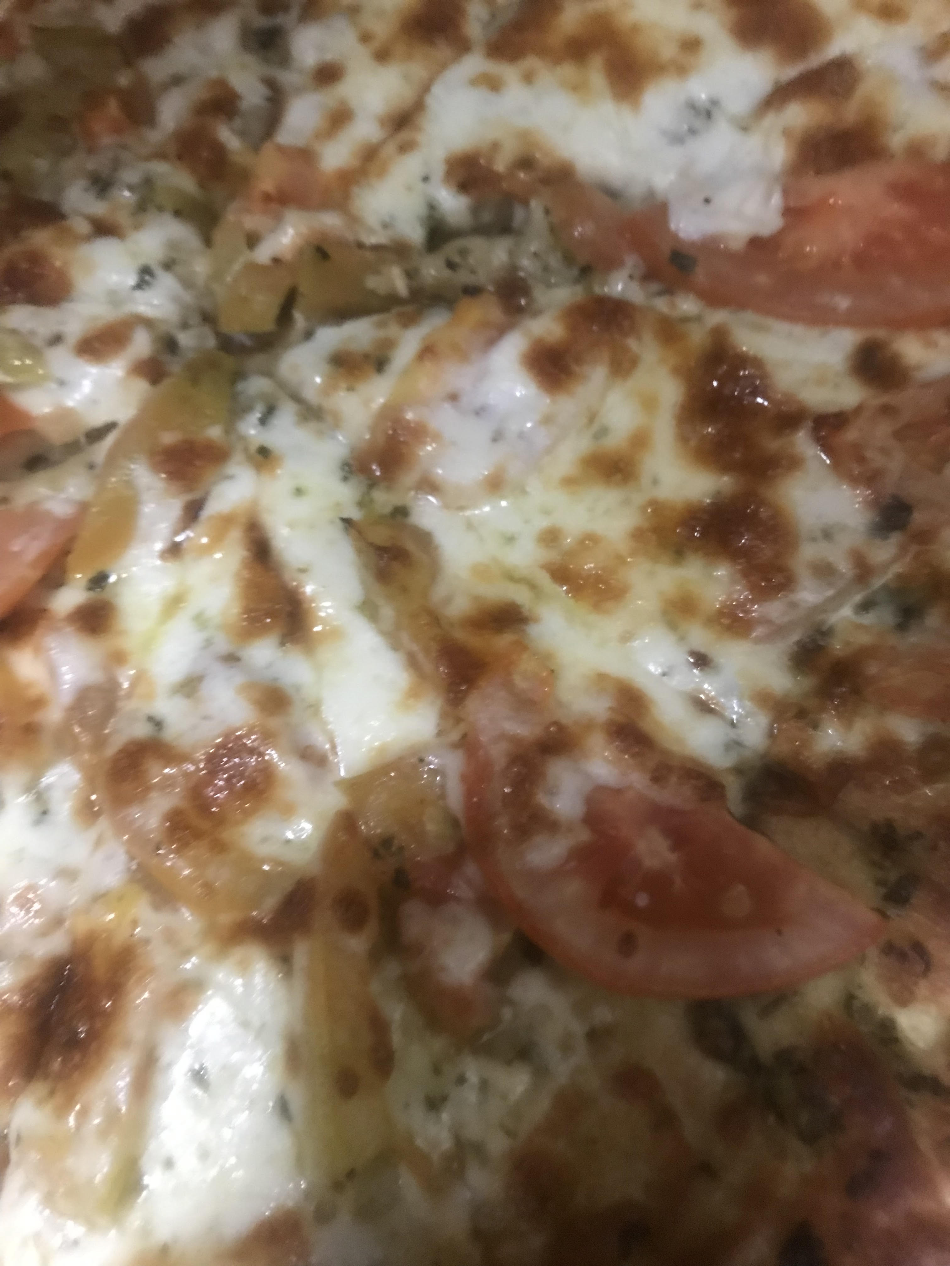 Mozzarella Cheese, Fresh Tomatoes and Basil Pesto